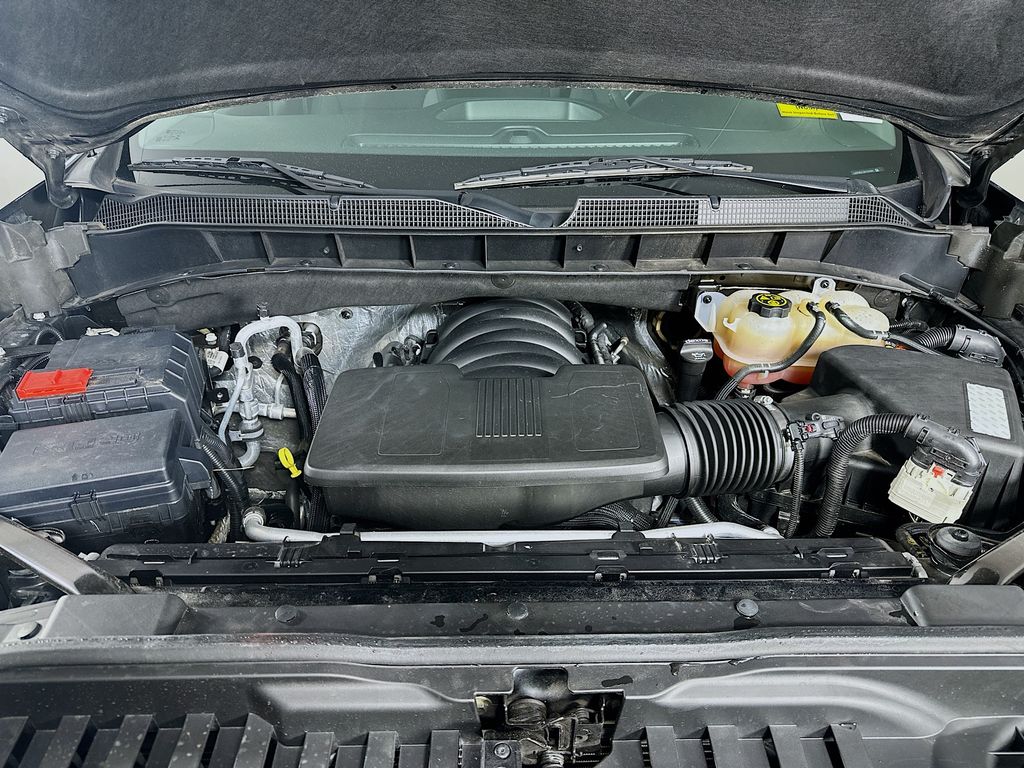 Used 2021 Black Chevrolet LT image 32