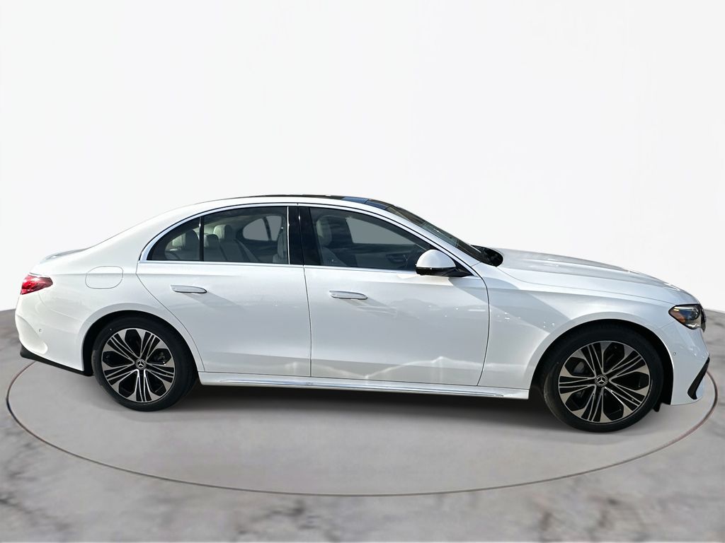 Thumbnail: 2026 Mercedes-Benz E-Class - 4