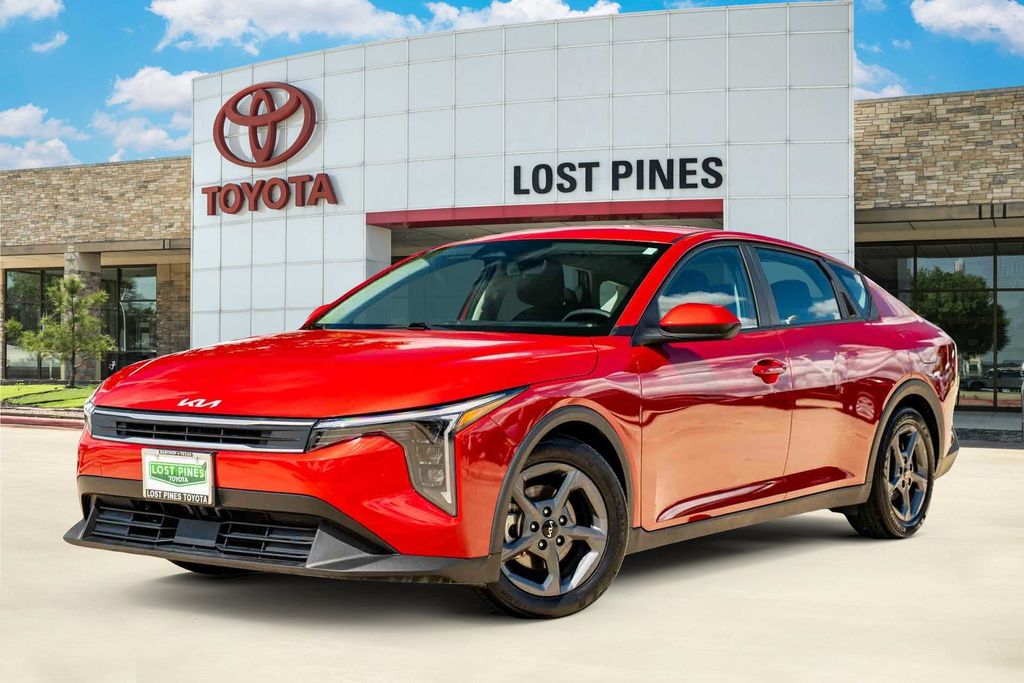 Currant Red 2025 Kia K4 LXS FWD Sedan Front-Wheel Drive Continuously Variable Transmission
