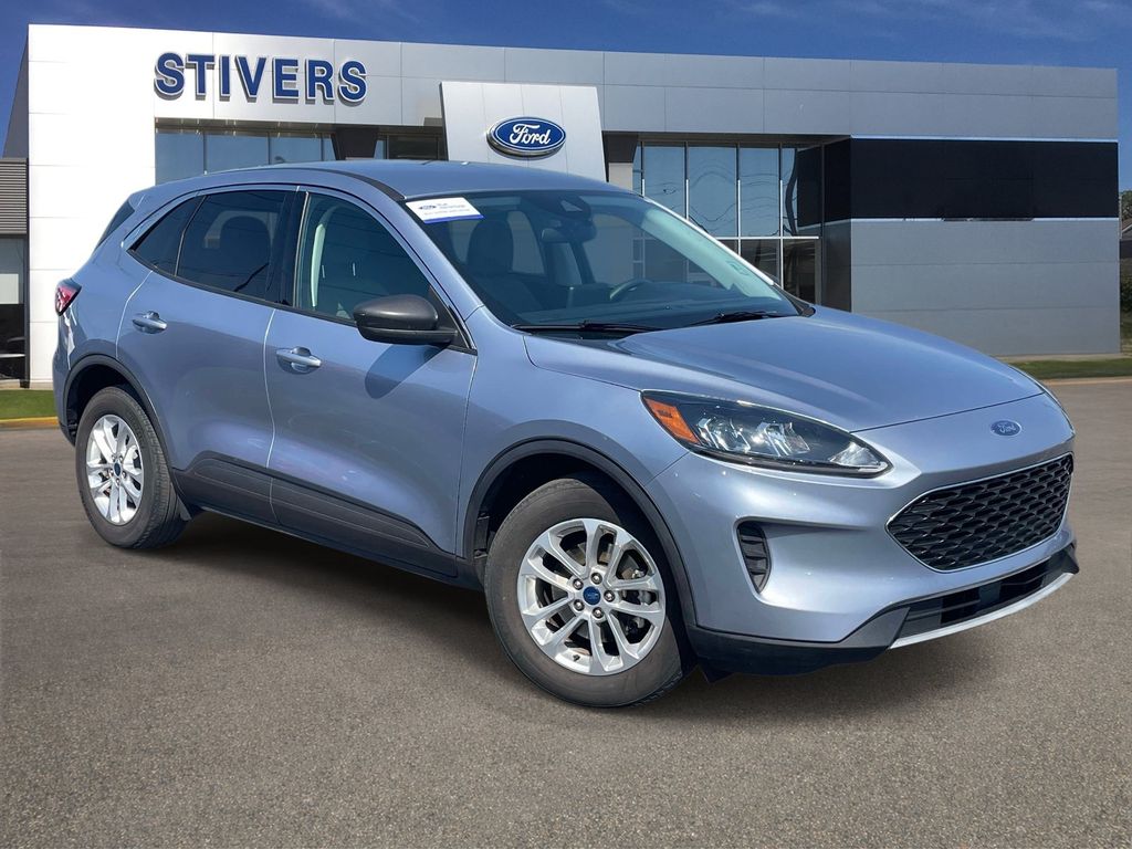 2022 Ford Escape SE FWD