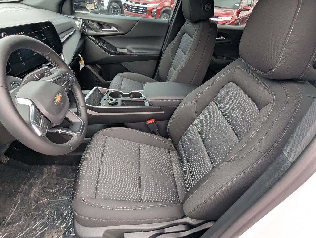 new 2026 Chevrolet Equinox car, priced at $27,995