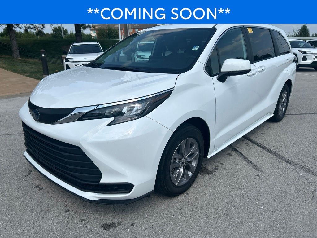 Ice Cap 2025 Toyota Sienna Minivan Front-Wheel Drive Continuously Variable Transmission