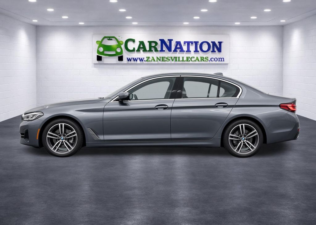 Photo 3 of 2021 BMW 5 Series 540i xDrive