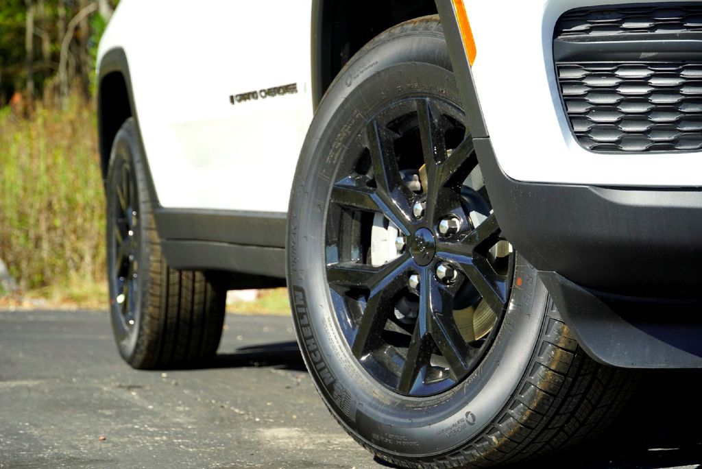 New Car 2025 Jeep Grand Cherokee  Altitude X For Sale Under $40,000 In Taylor, Texas