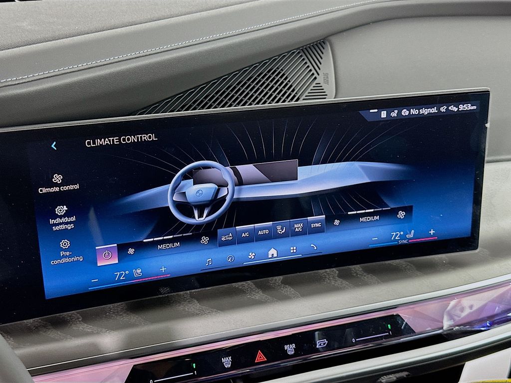 Thumbnail: 2025 BMW 7 Series - 14