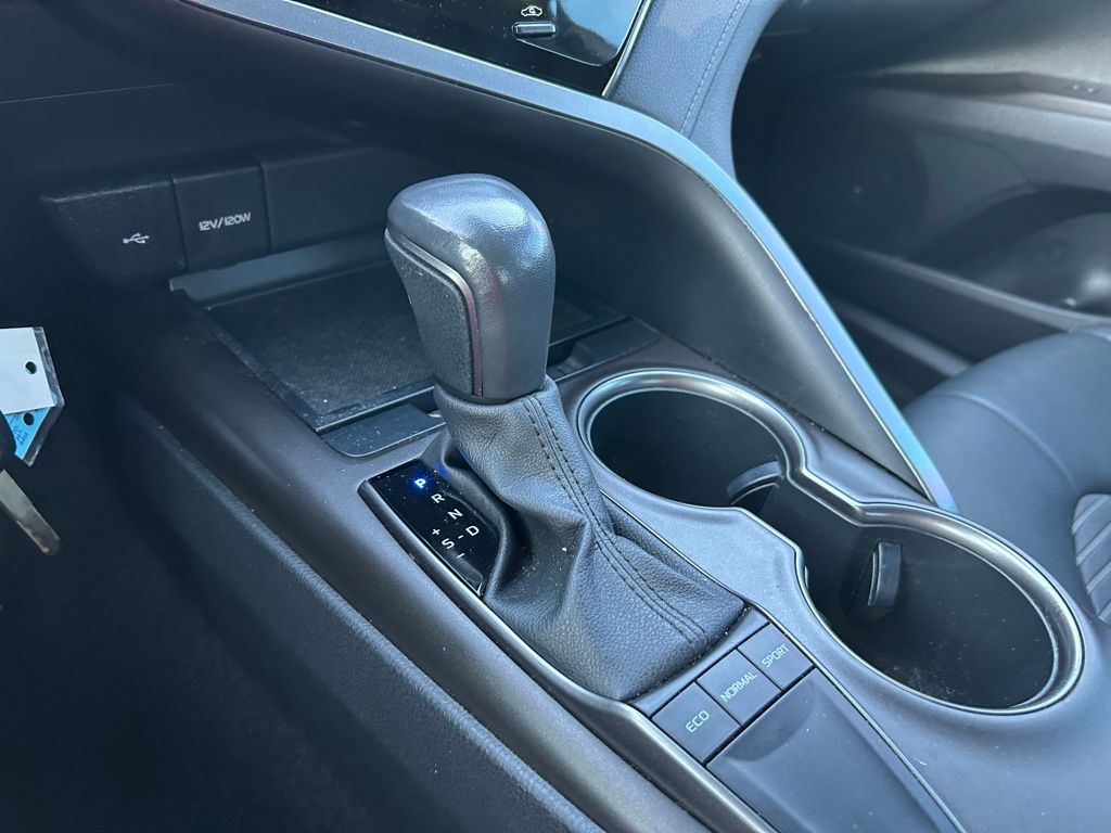 Thumbnail: 2023 Toyota Camry - 27