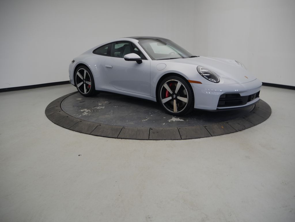 Thumbnail: 2026 Porsche 911 - 9