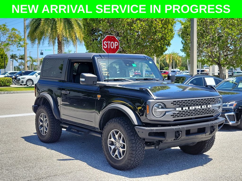 Shadow Black 2023 Ford Bronco Badlands Advanced 2-Door 4WD SUV / Crossover Four-Wheel Drive Automatic