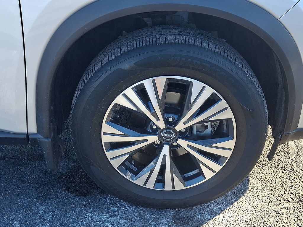 Thumbnail: 2023 Nissan Rogue - 8
