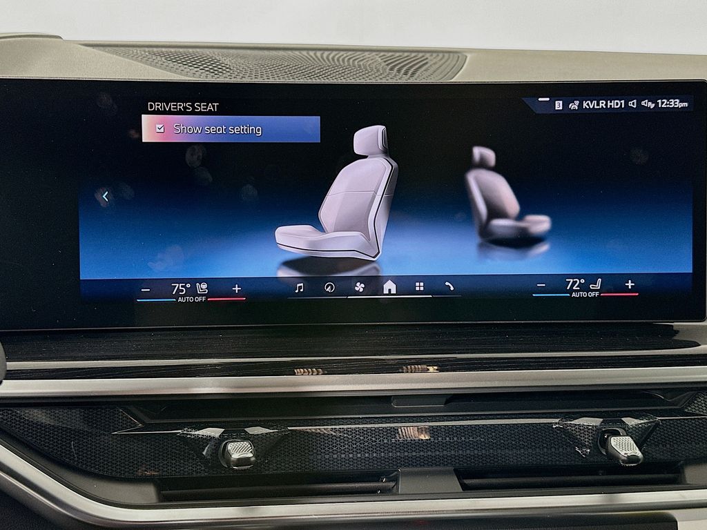 Thumbnail: 2026 BMW X7 - 14