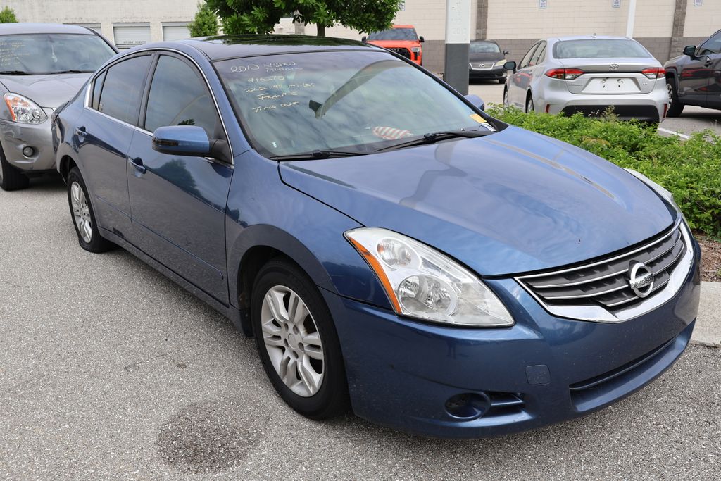 Thumbnail: 2010 Nissan Altima - 6