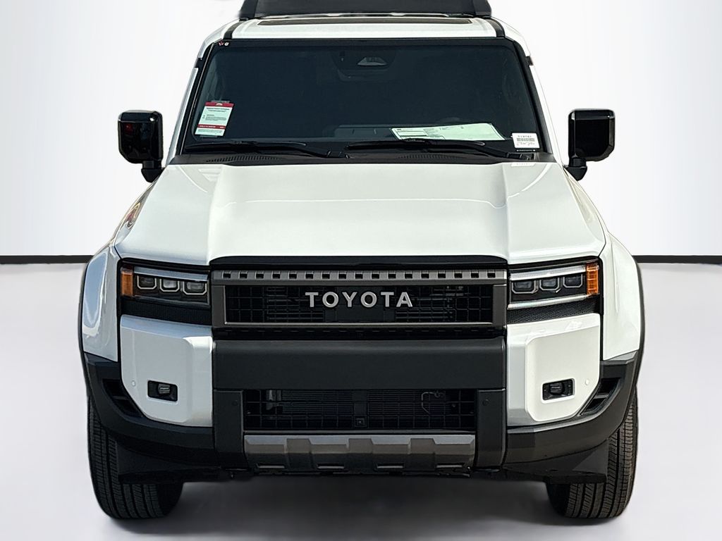 White (Wind Chill Pearl) 2027 Toyota Land Cruiser SUV / Crossover Four-Wheel Drive 8-Speed Automatic