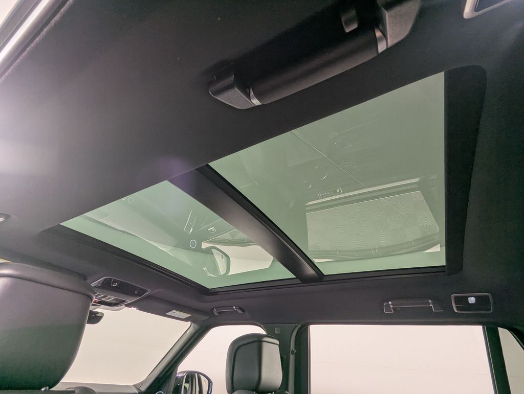 2018 Fuji White Land Rover Range Rover 5.0L V8 Supercharged 4X4 SUV