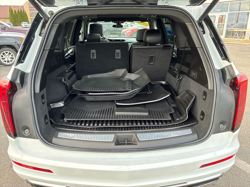 2024 Cadillac XT6 Luxury White at Carlisle Cadillac Buick GMC