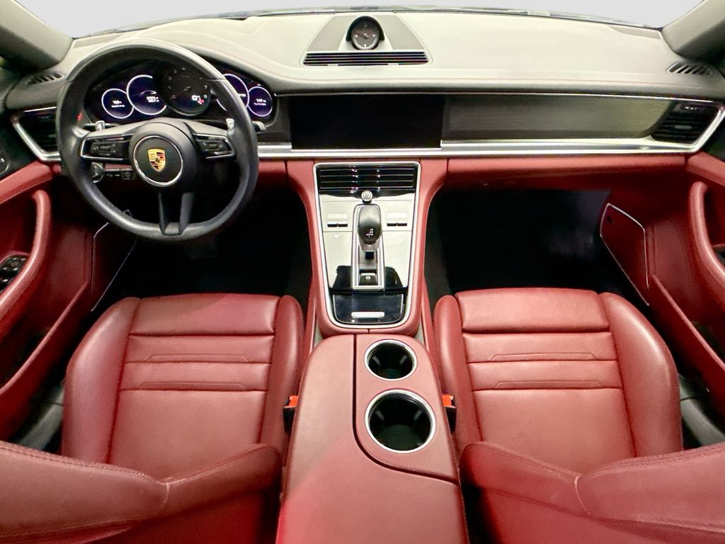 Thumbnail: 2023 Porsche Panamera - 15
