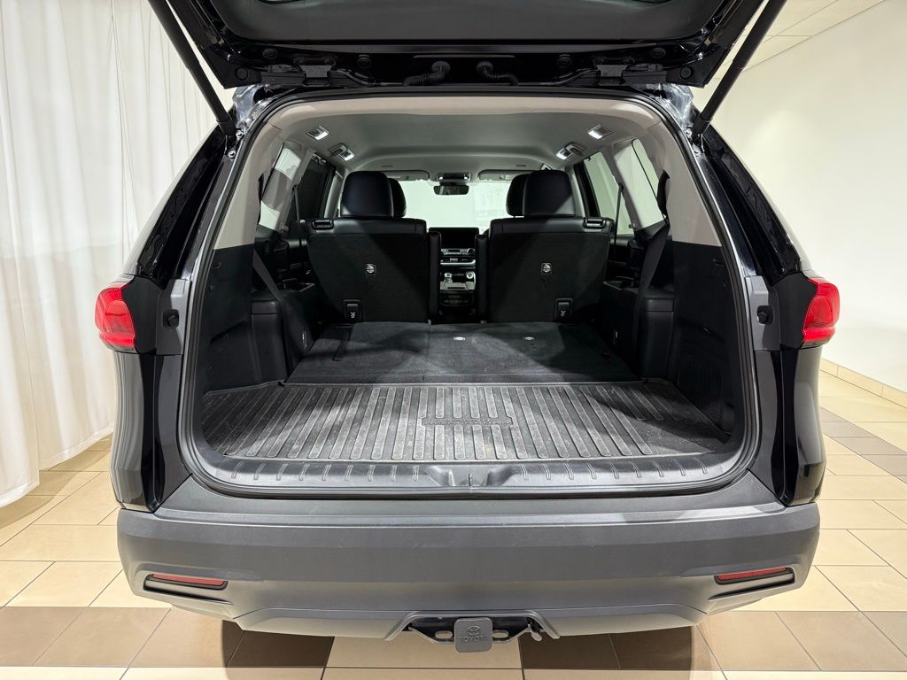 Thumbnail: 2024 Toyota Grand Highlander - 12