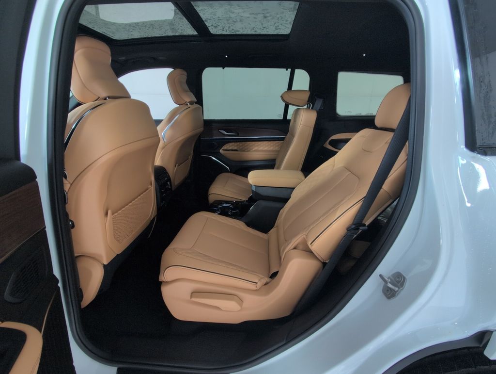 new 2025 Jeep Grand Cherokee L car, priced at $56,100