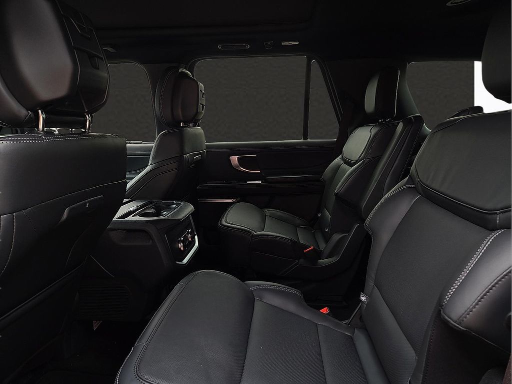 New 2026 Ford Expedition Platinum For Sale in Farmington, AR