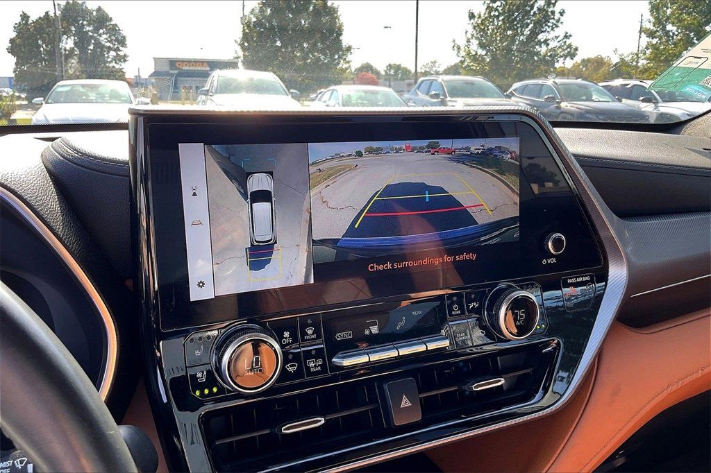 2024 Toyota Highlander