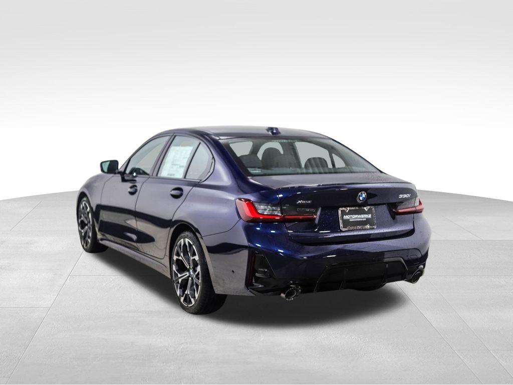 2025 BMW 3 Series 330i xDrive 3