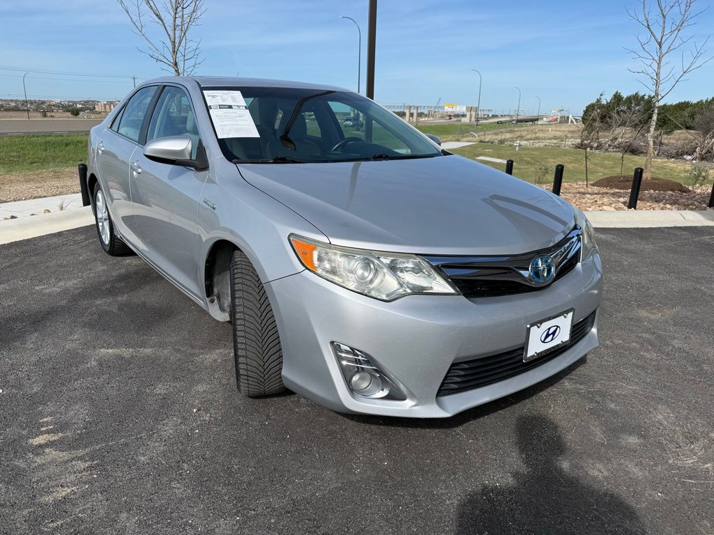 Thumbnail: 2012 Toyota Camry - 3