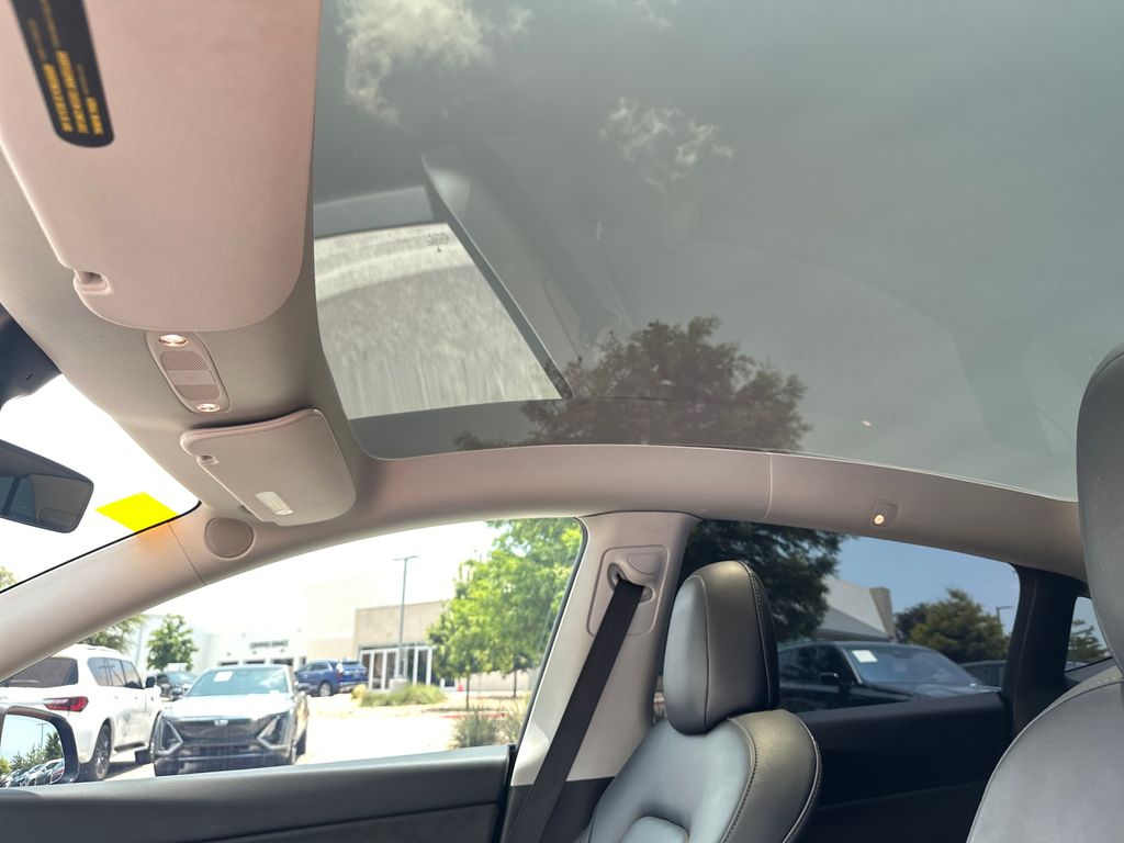Used Car 2022 Tesla Model Y  Long Range For Sale Under $35,000 In Austin, Texas