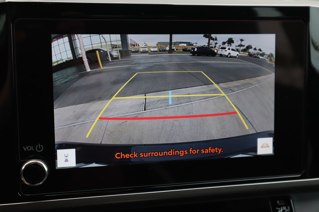 Thumbnail: 2026 Toyota Camry - 15