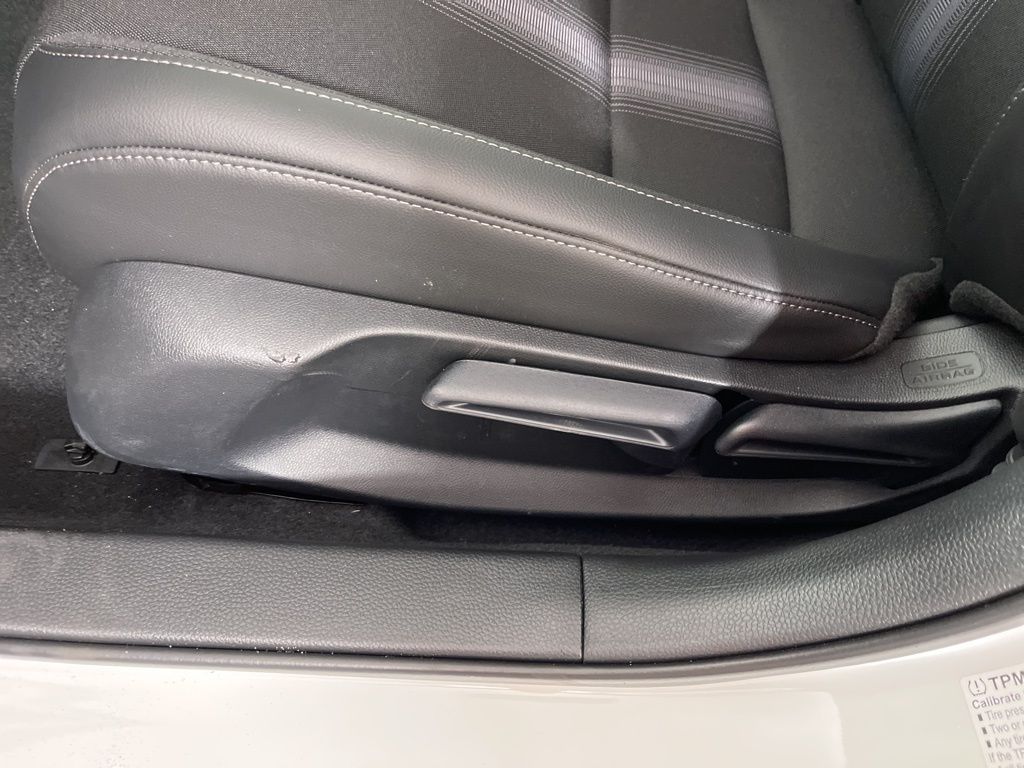 2025 Honda Civic Sport 23