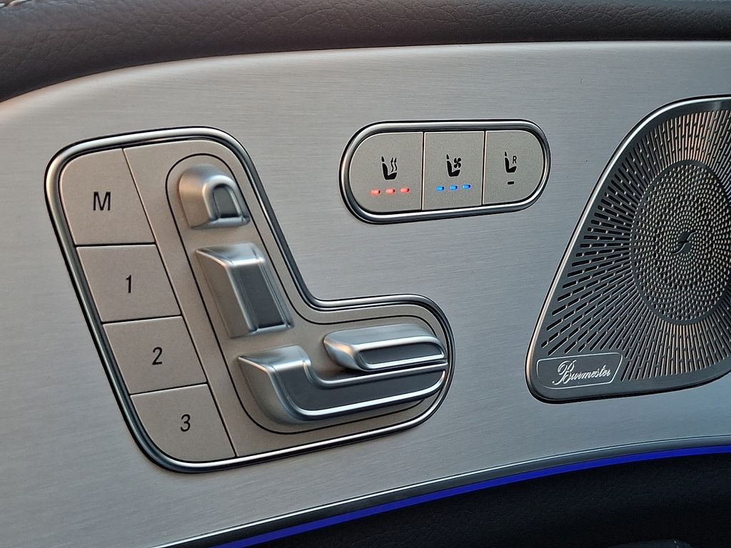 Thumbnail: 2026 Mercedes-Benz GLE - 18