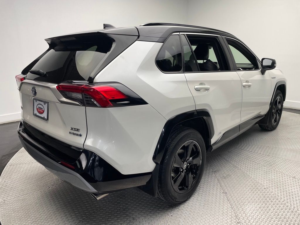 2019 Toyota RAV4 XSE 5