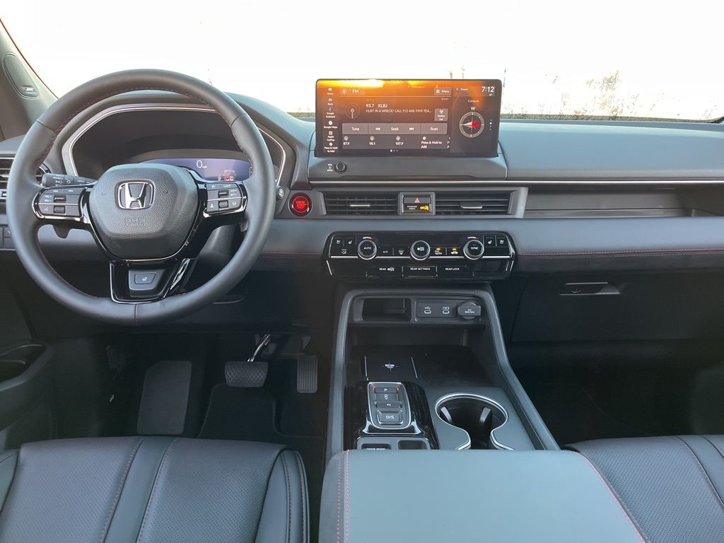 Thumbnail: 2026 Honda Pilot - 9