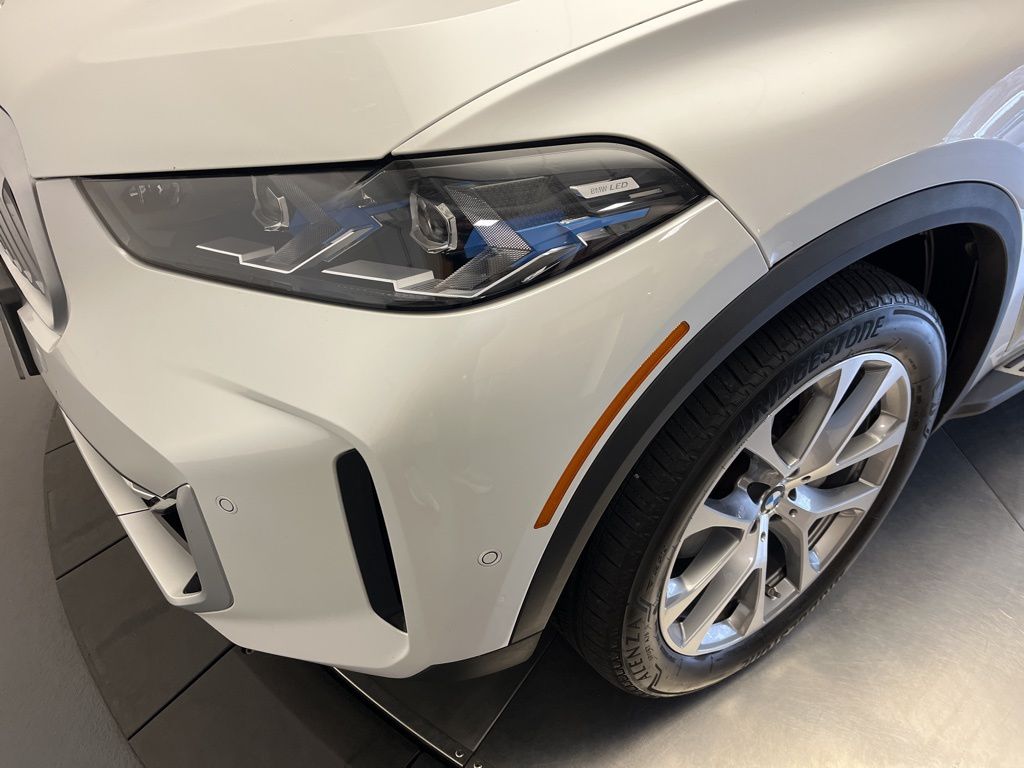 Thumbnail: 2024 BMW X5 - 9