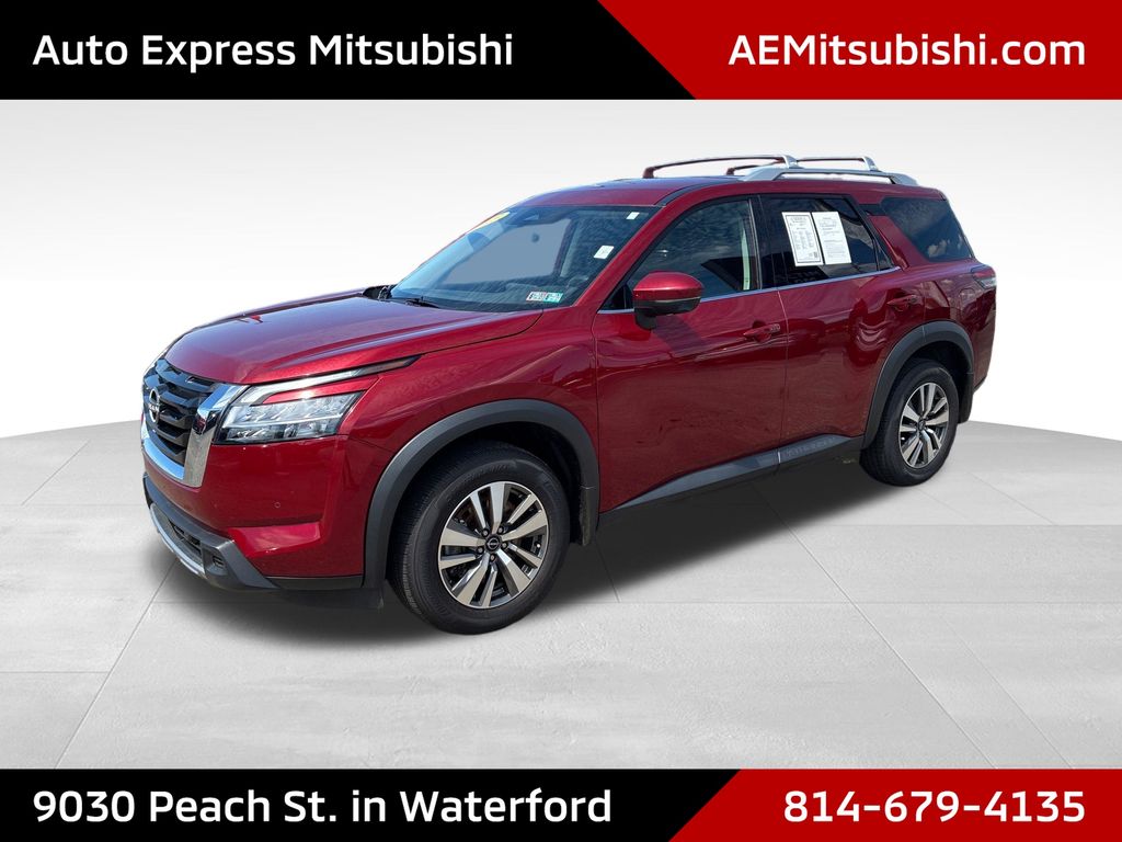 2023 Nissan Pathfinder SL - 2