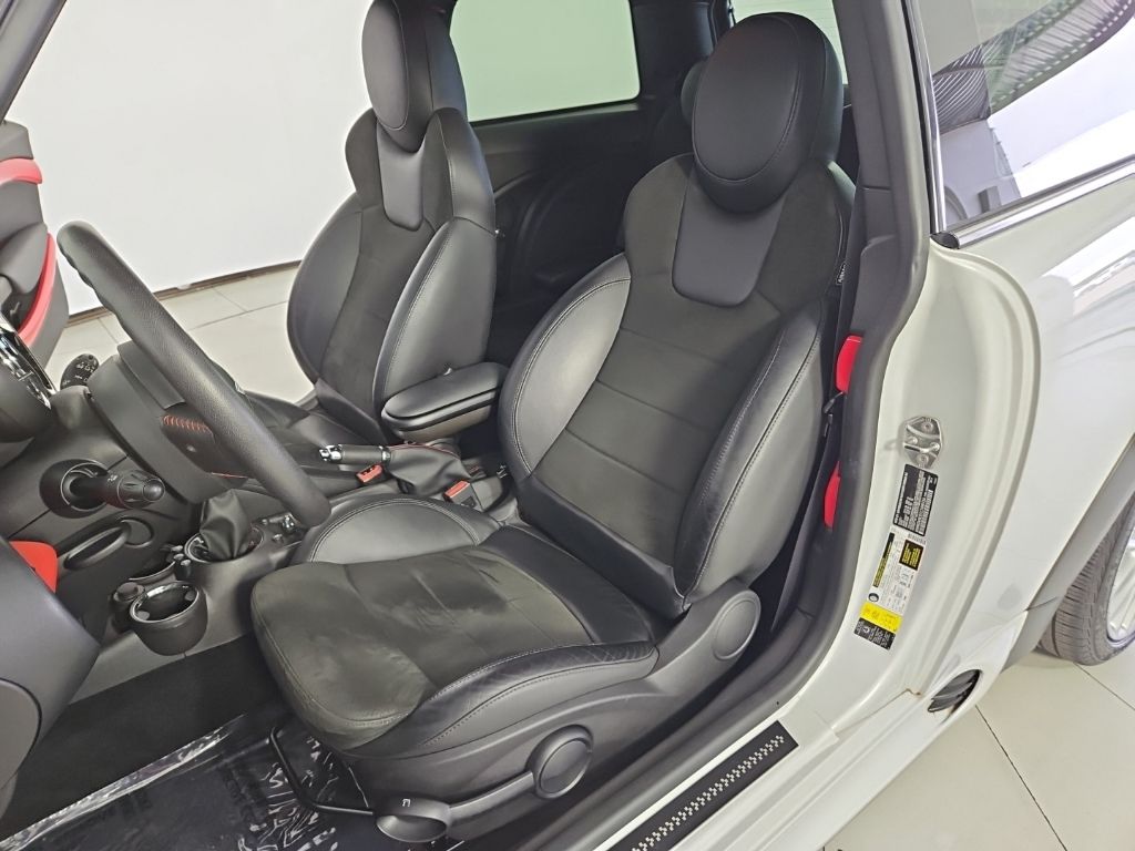 Thumbnail: 2012 MINI Cooper - 22
