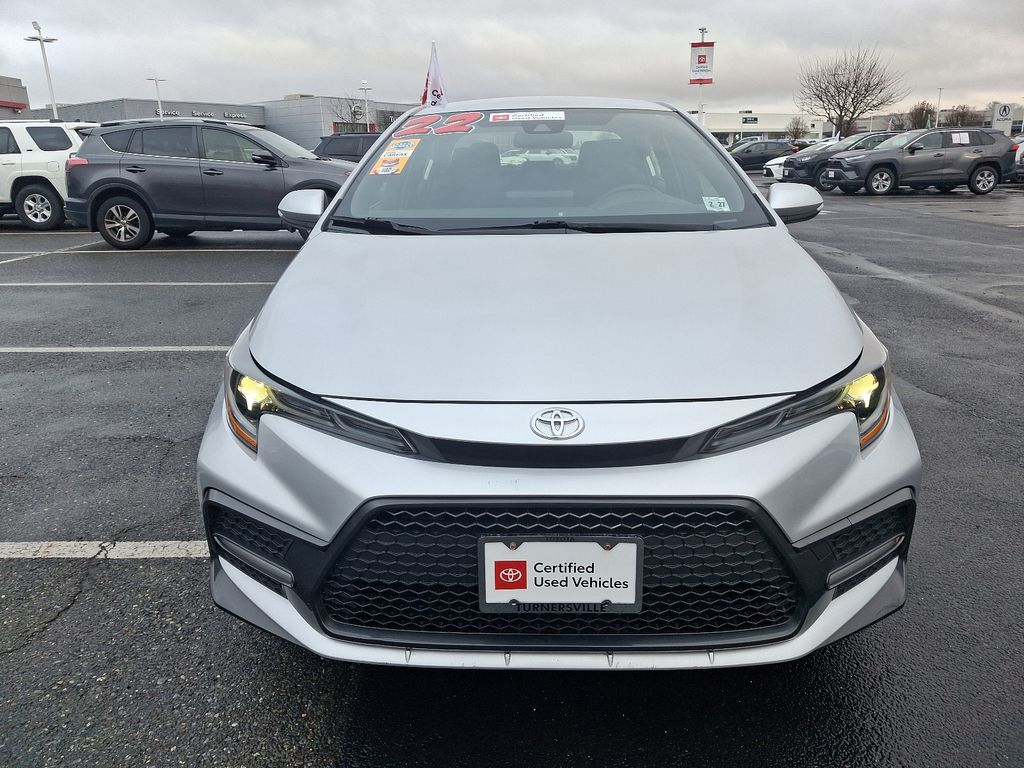 2022 Toyota Corolla SE 2