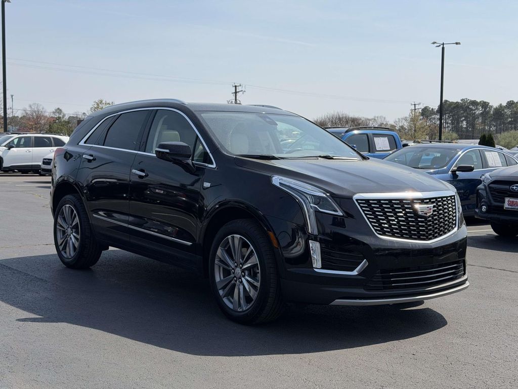 2025 Cadillac XT5 Premium Luxury FWD