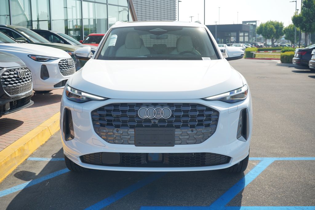 Thumbnail: 2025 Audi Q5 - 5