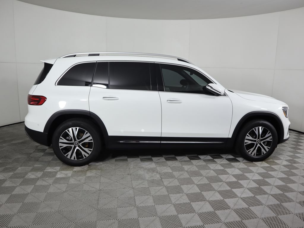 Thumbnail: 2025 Mercedes-Benz GLB - 4