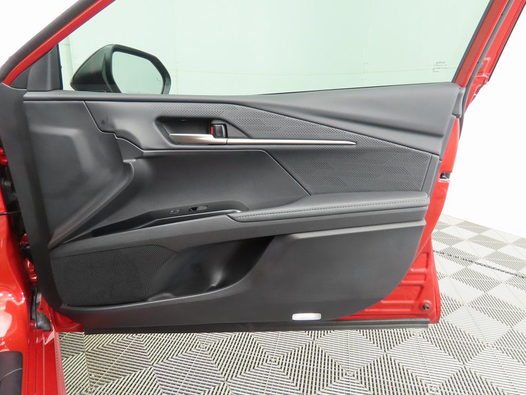 Thumbnail: 2025 Toyota Camry - 26