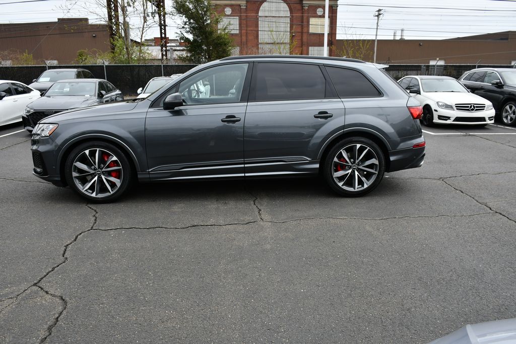 Thumbnail: 2023 Audi SQ7 - 2