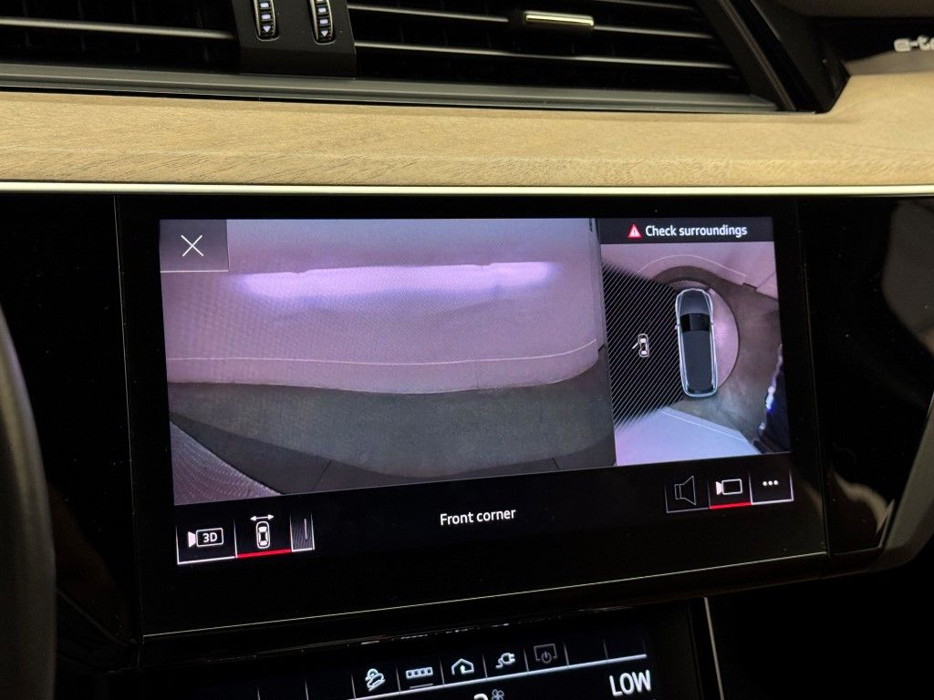 2024 Audi Q8 e-tron Premium Plus 30