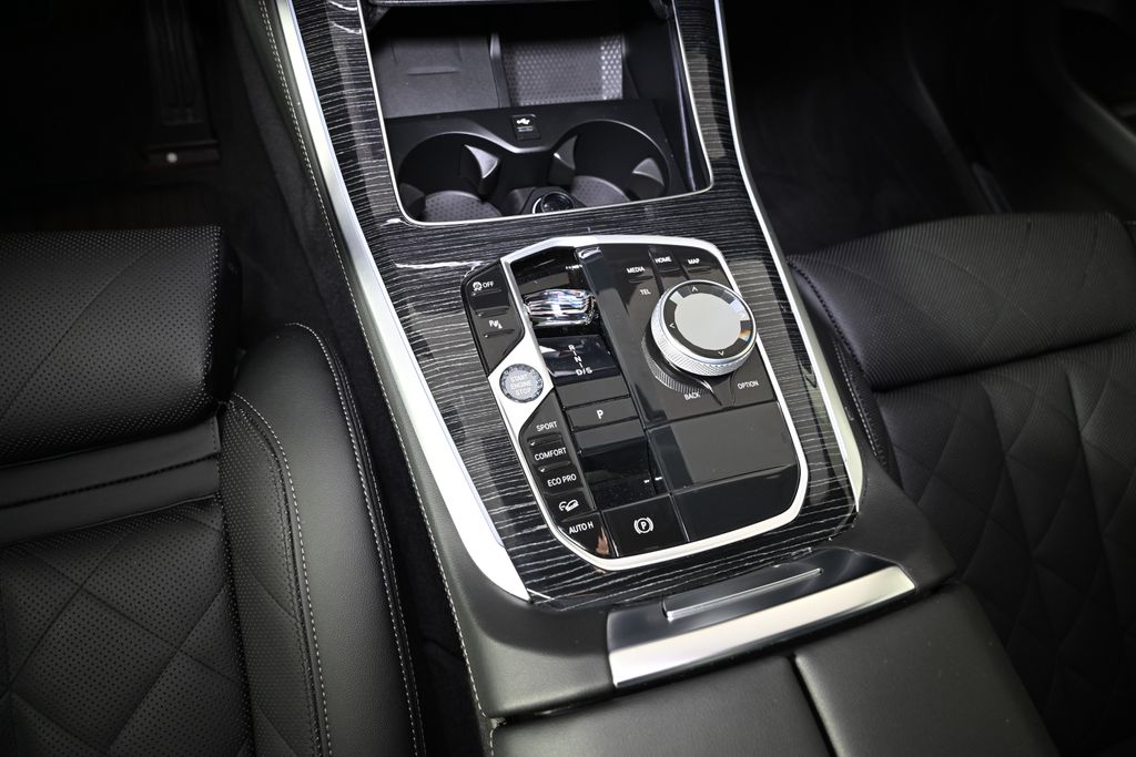 Thumbnail: 2025 BMW X5 - 20