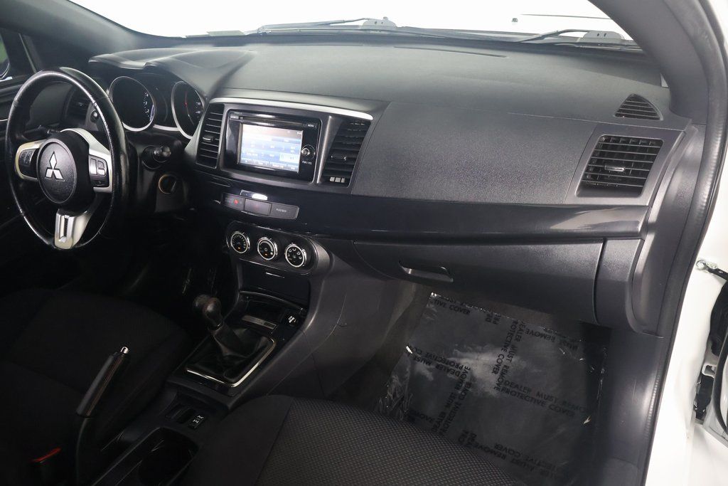 Thumbnail: 2015 Mitsubishi Lancer - 9