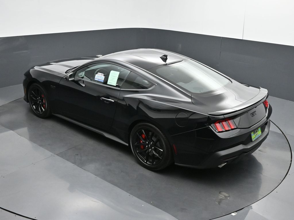 2025 Ford Mustang GT Premium Fastback