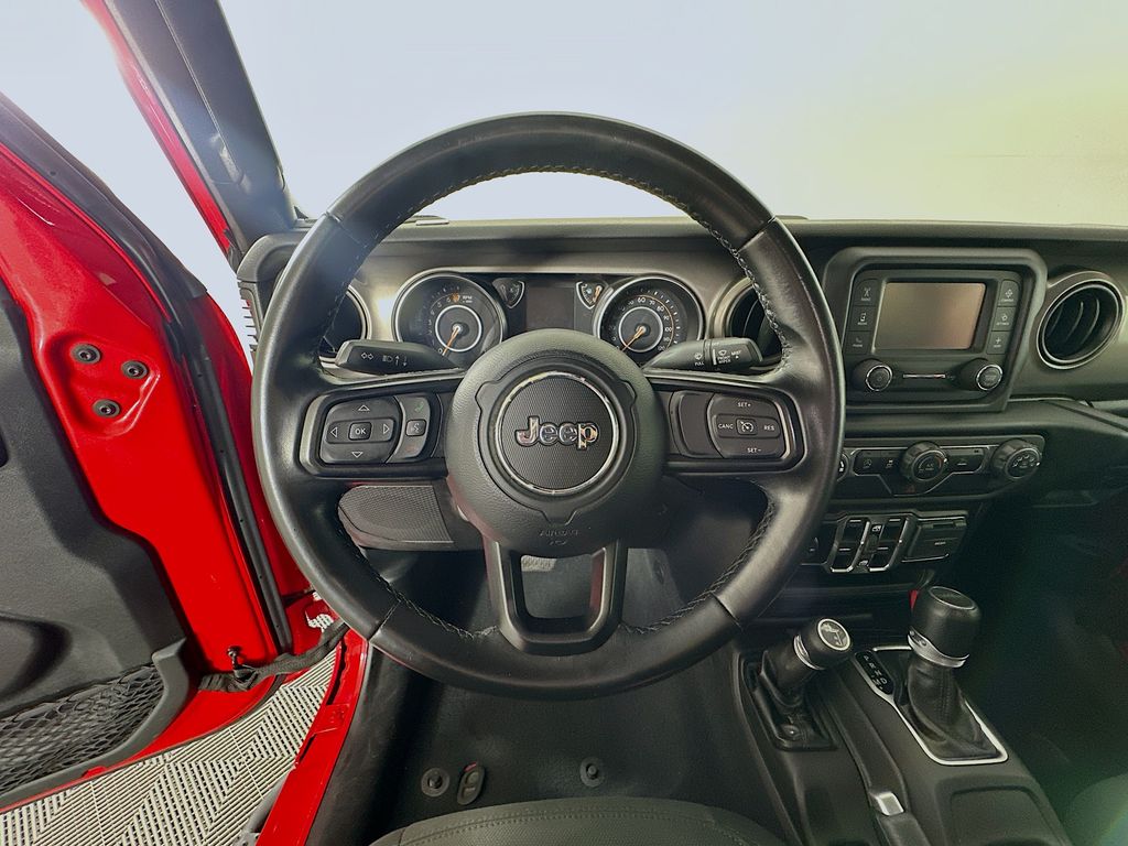 Thumbnail: 2020 Jeep Gladiator - 11