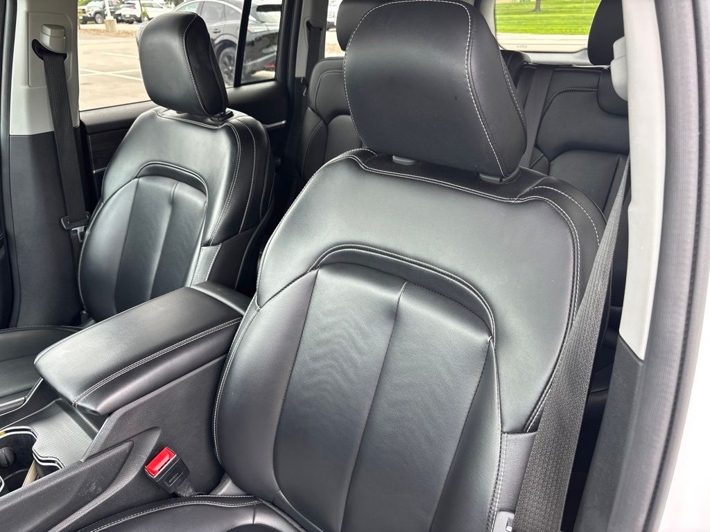 Used 2024 Jeep Grand Cherokee SUV