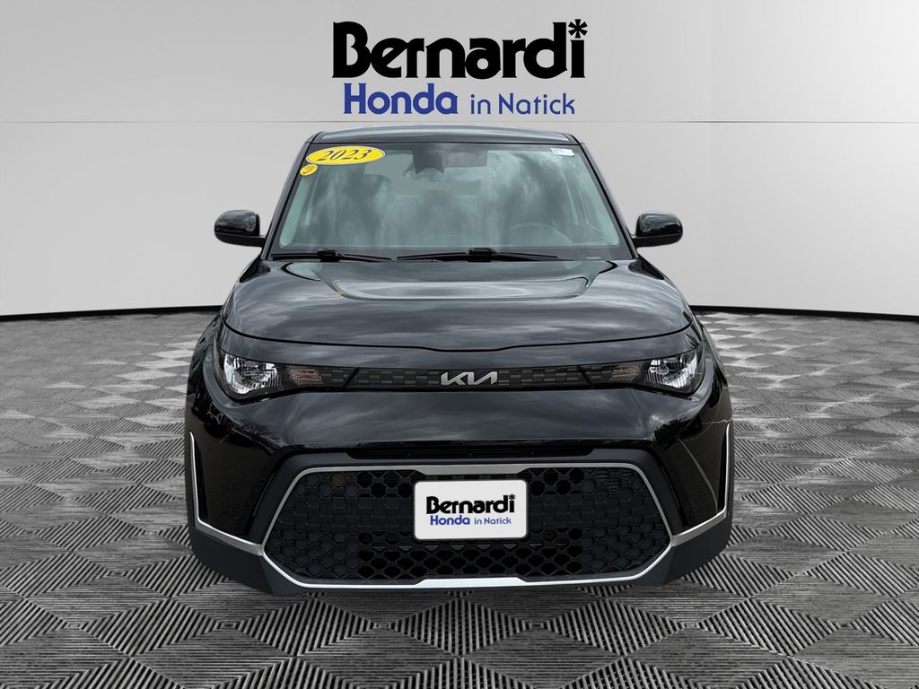 2023 Kia Soul LX FWD