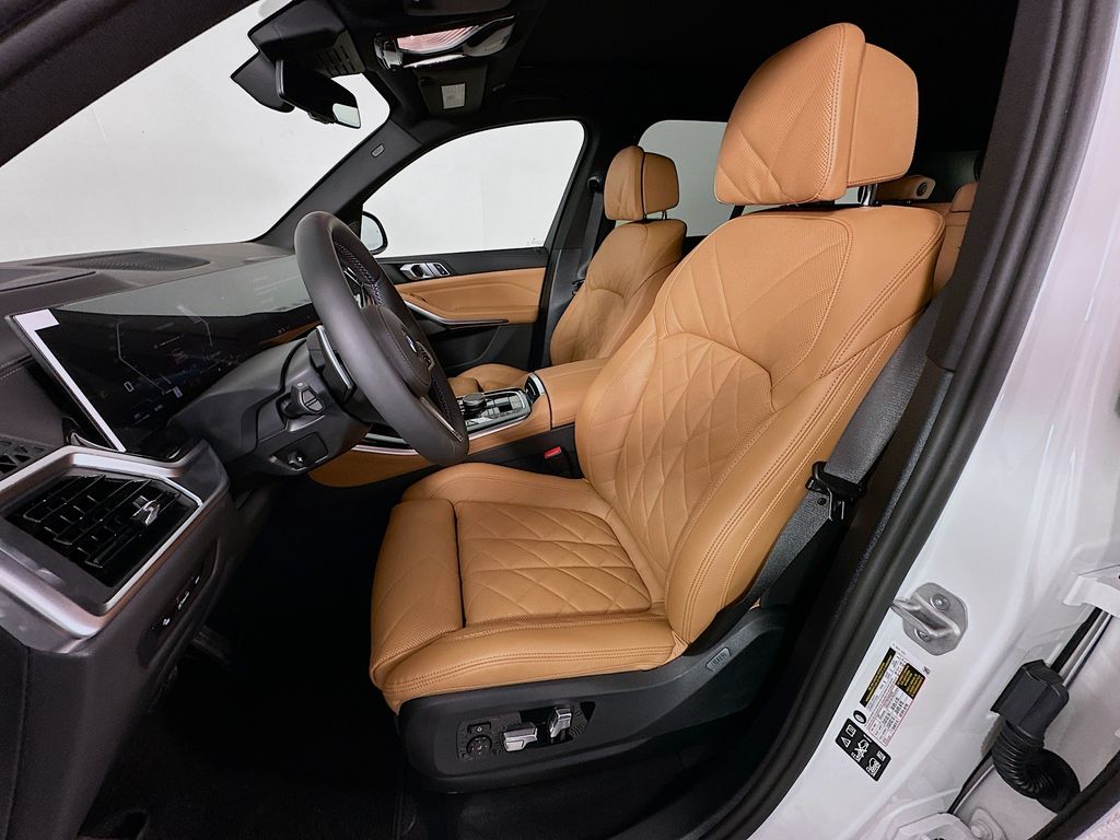 Thumbnail: 2026 BMW X5 - 16