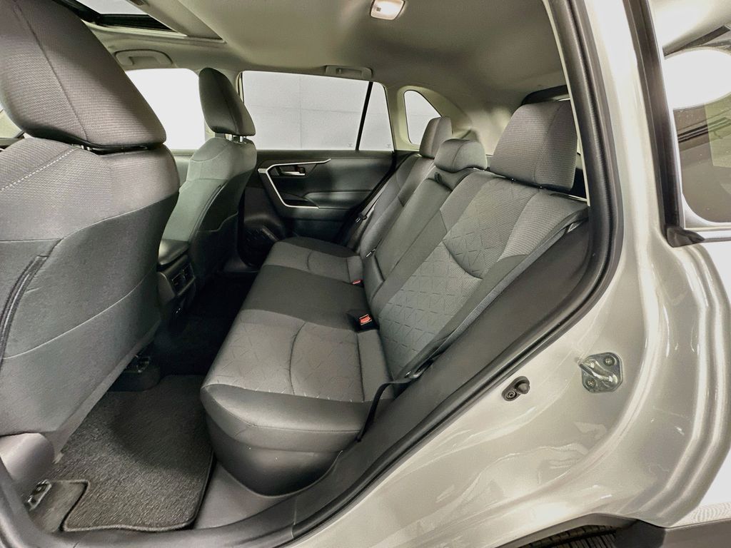 Thumbnail: 2025 Toyota RAV4 - 25