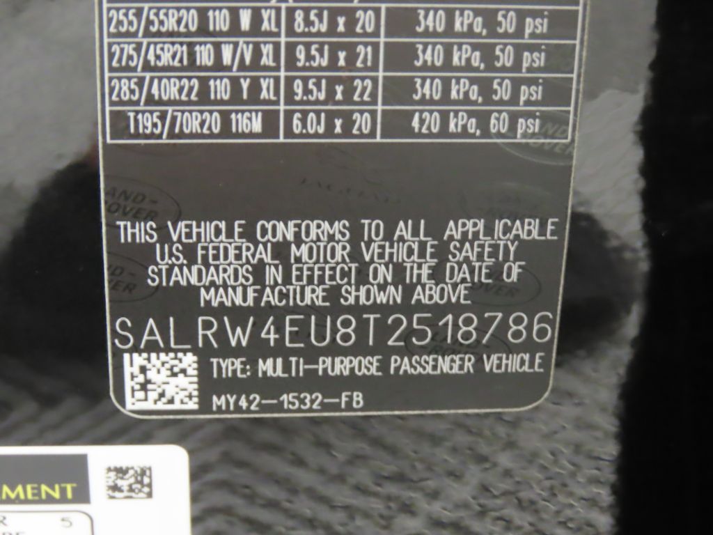 Thumbnail: 2026 Land Rover Discovery - 32